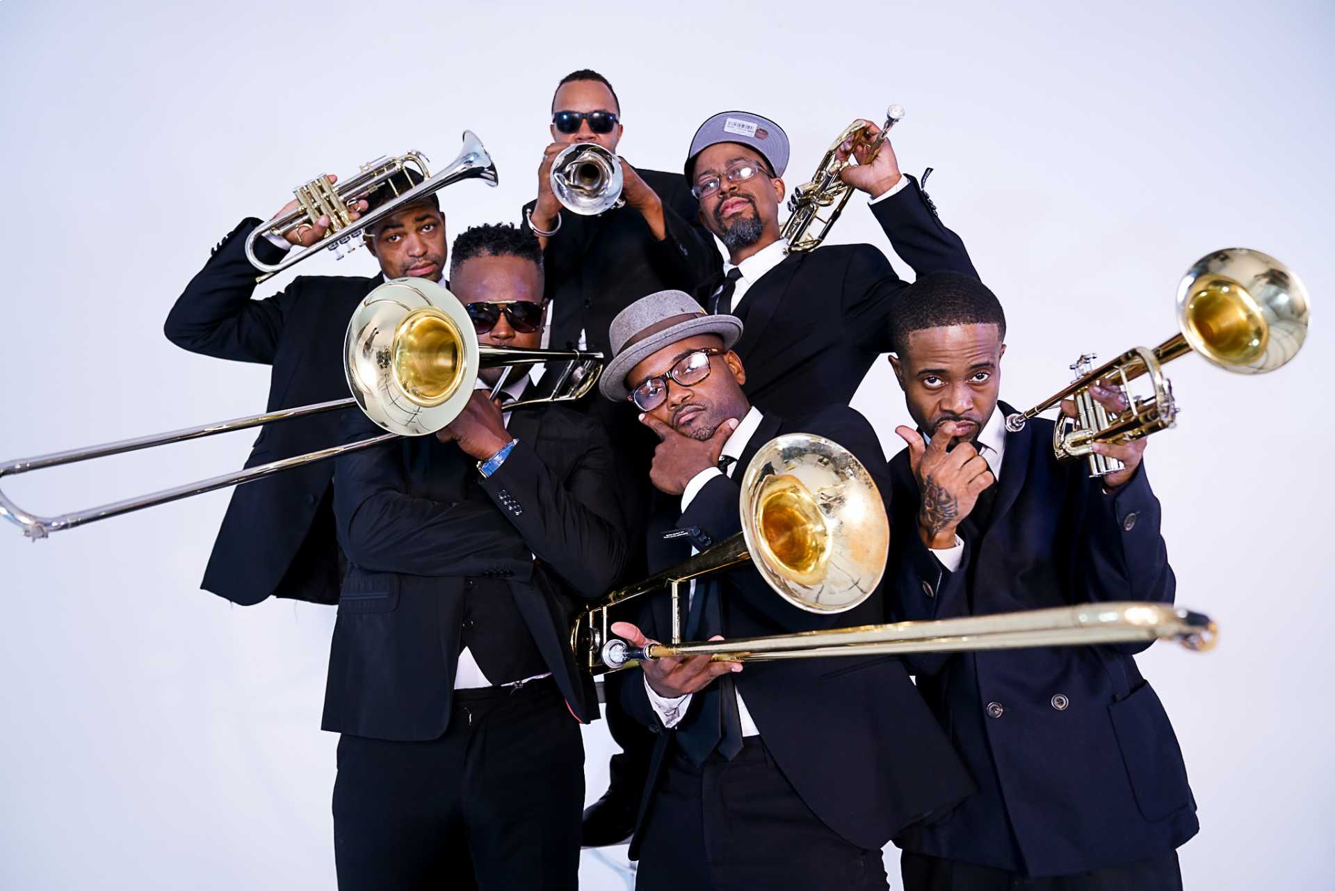 Hypnotic Brass Ensemble photo 11